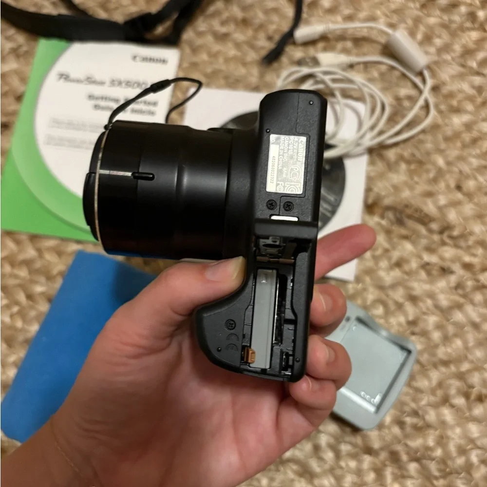 Canon Powershot Sx500 IS Point and shoot digital camera